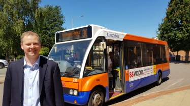 Neil O'Brien MP - bus survey